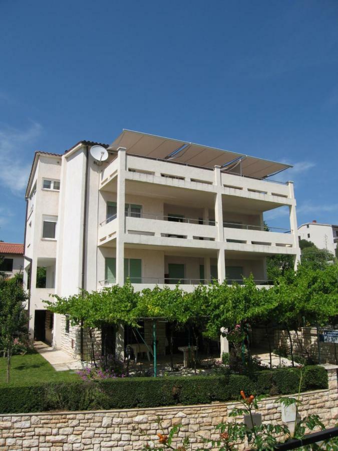 Apartment Franjo Pula Exterior foto